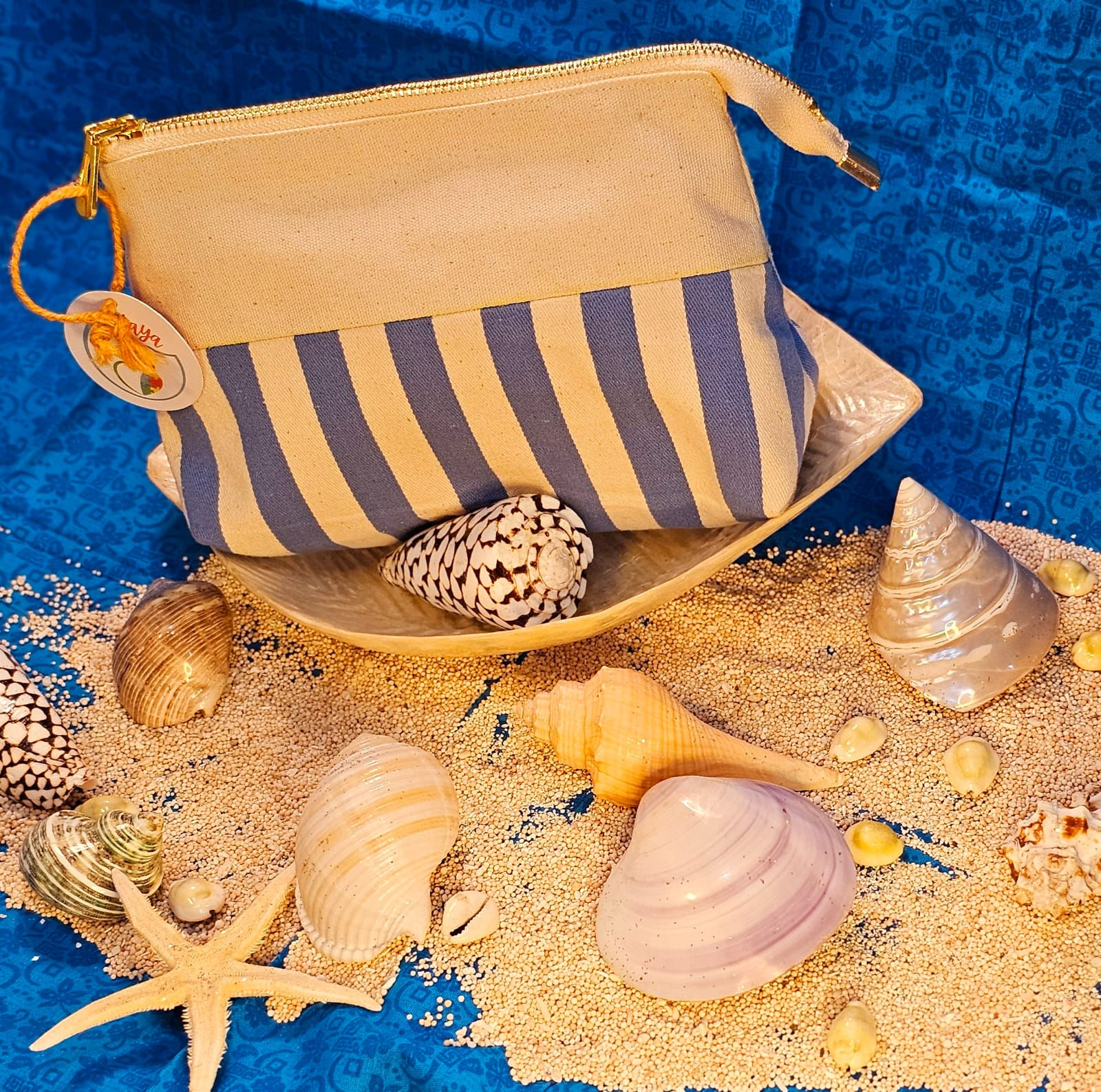 Medium Pouch Blue Line