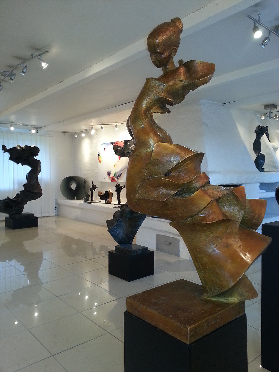 Миниатюра: Eurybia Crystal Sculpture MINIMAL COLLECTION 00001617