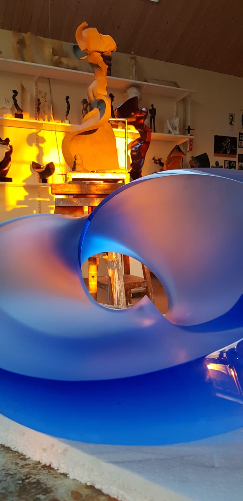 Miniatyrbild: Mikva Blue Glass Sculpture MINIMAL COLLECTION 00001698