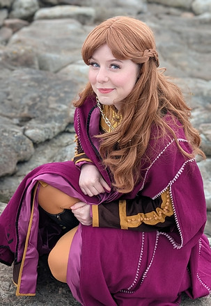 Anna Travel Outfit.jpg