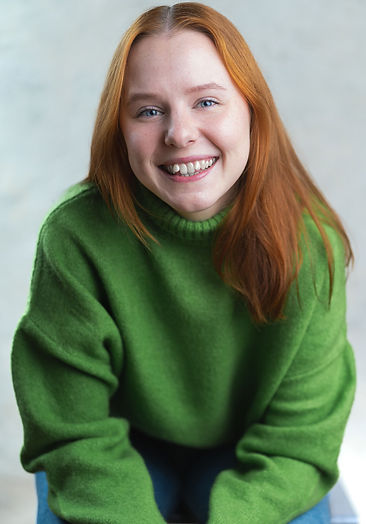 Performer, red hair, green jumper, princess, mascot, Anna, Elsa, Merida