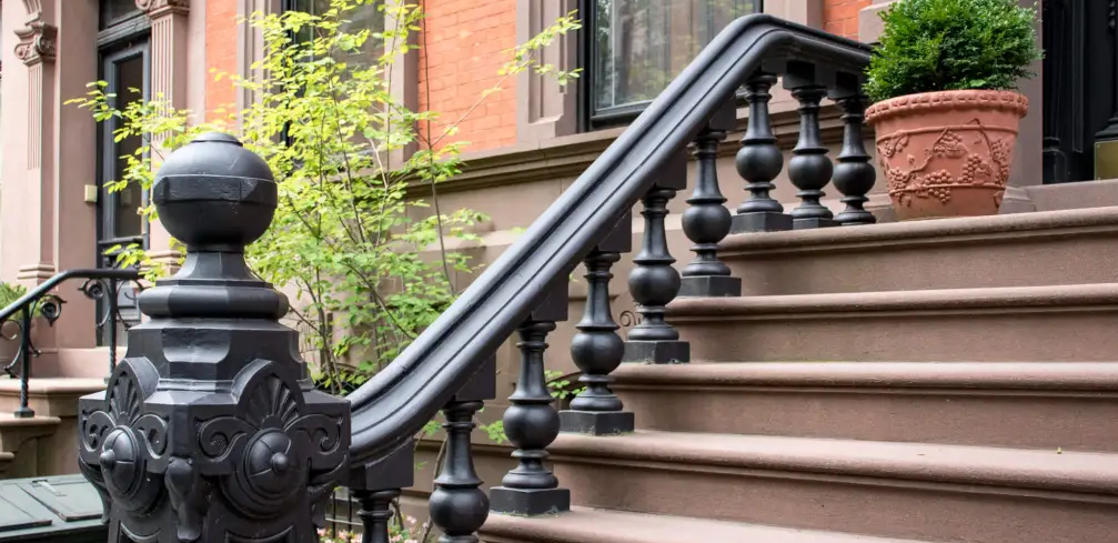 brooklyn-stoop.png