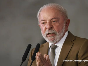 Lula zera imposto e subsidia diesel para conter alta do petróleo