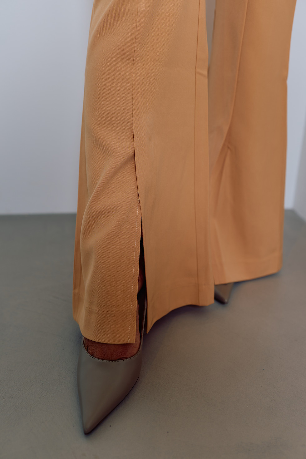 Miniaturbild: Salmon Suit Pants