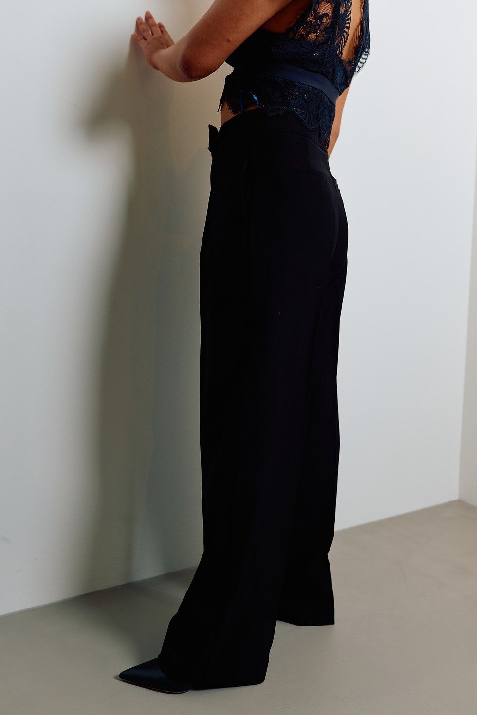 Miniaturbild: Black Suit Pants