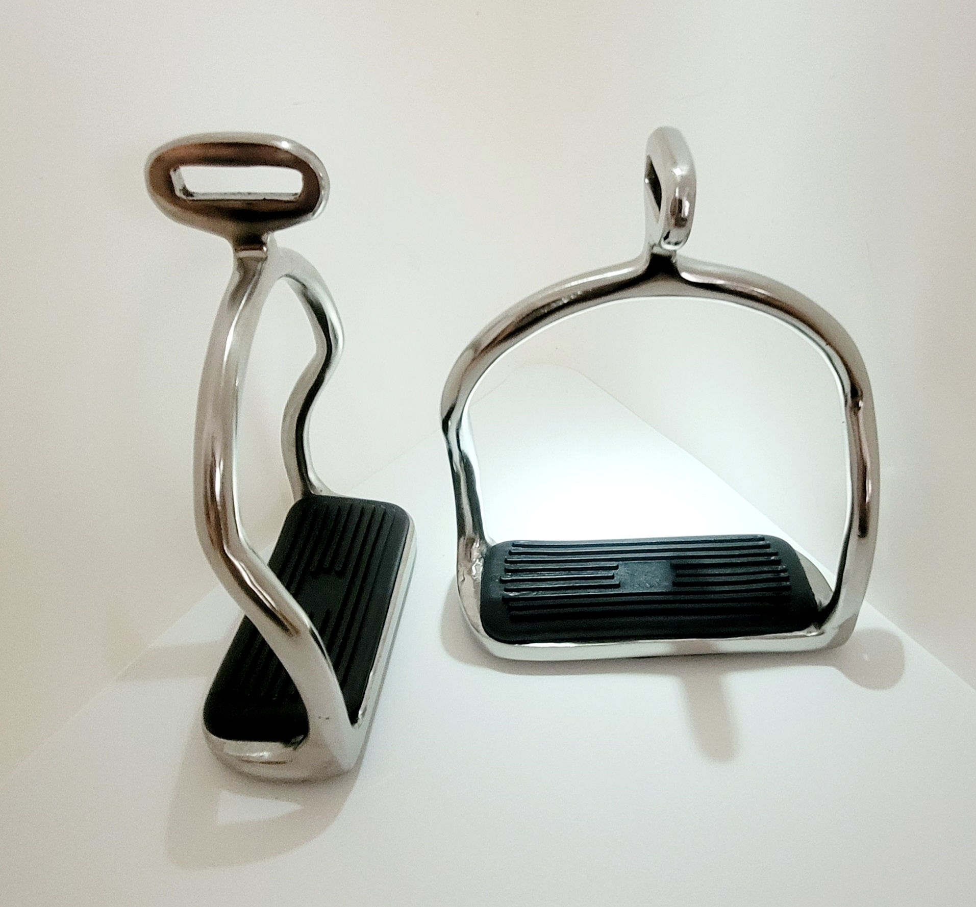 Icelandic Curved Safety Stirrup Irons