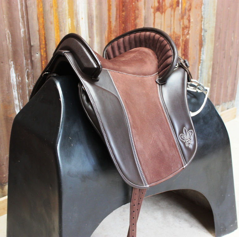 Thumbnail: Ibero Verano Saddle