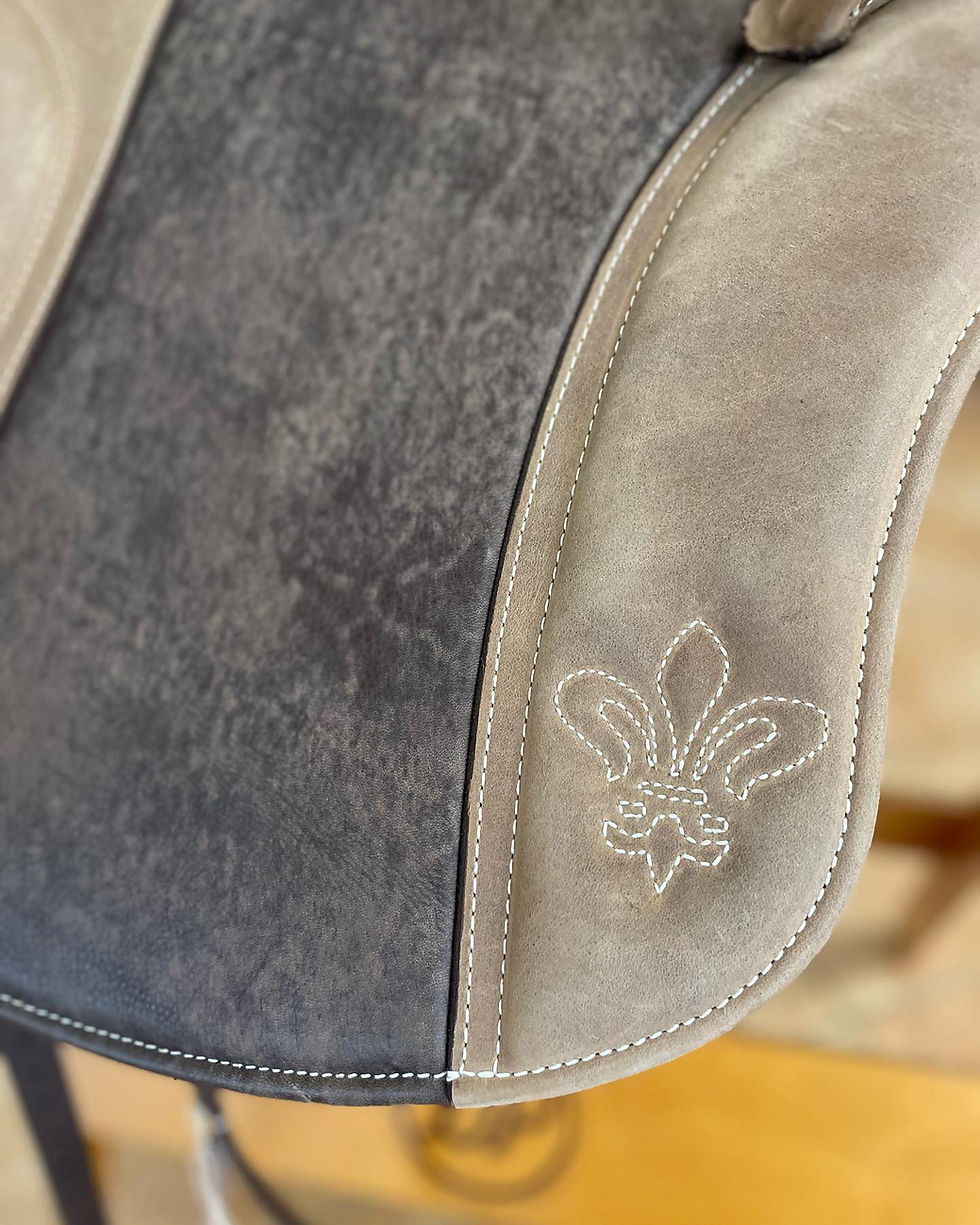 Thumbnail: Ibero Verano Saddle