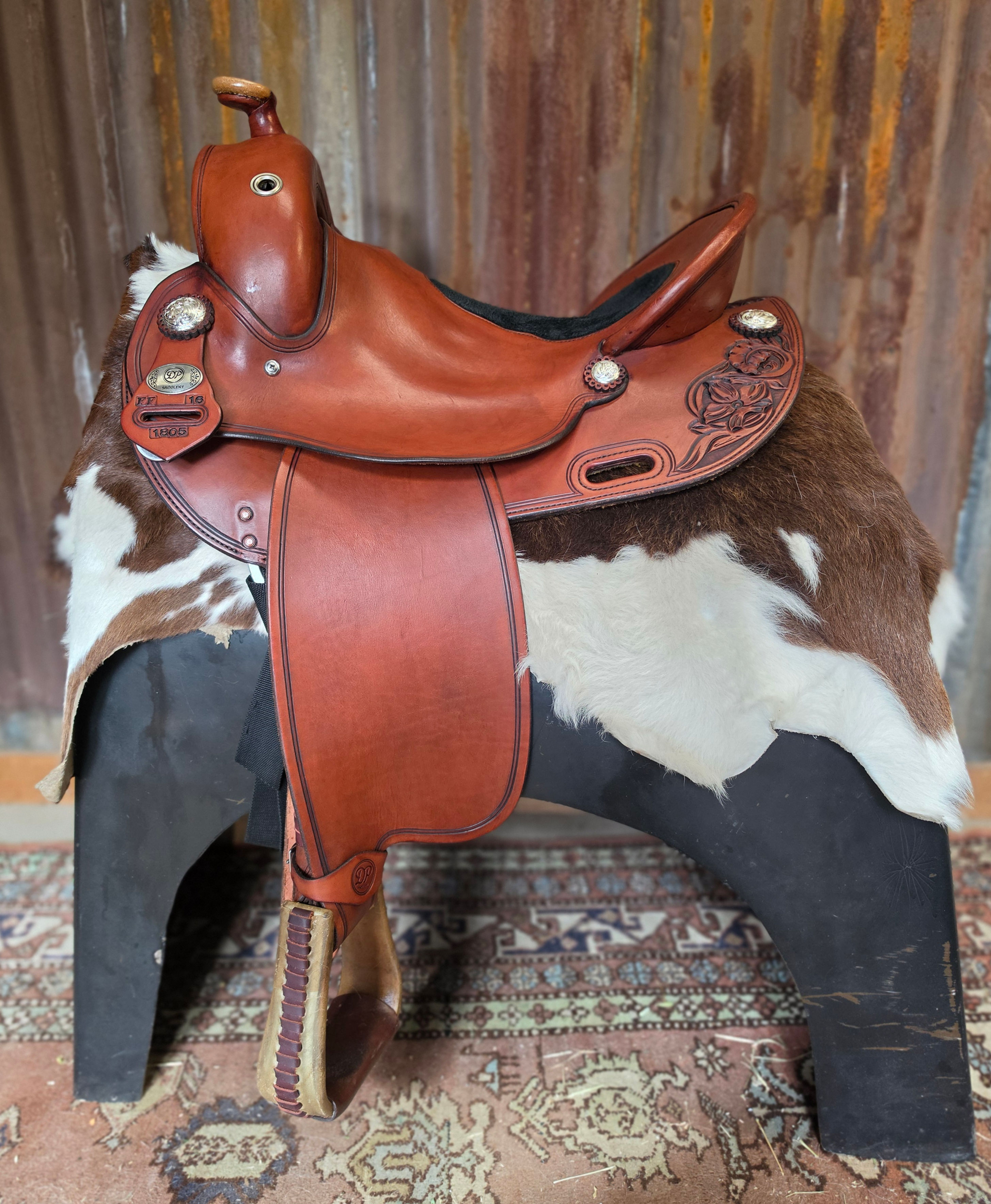 Near New DP FF1805 Old Style Western Saddle