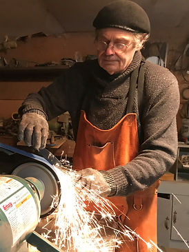 Blade grinding Process_edited.jpg