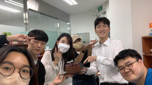 박현범 학생 석사 심사 통과
