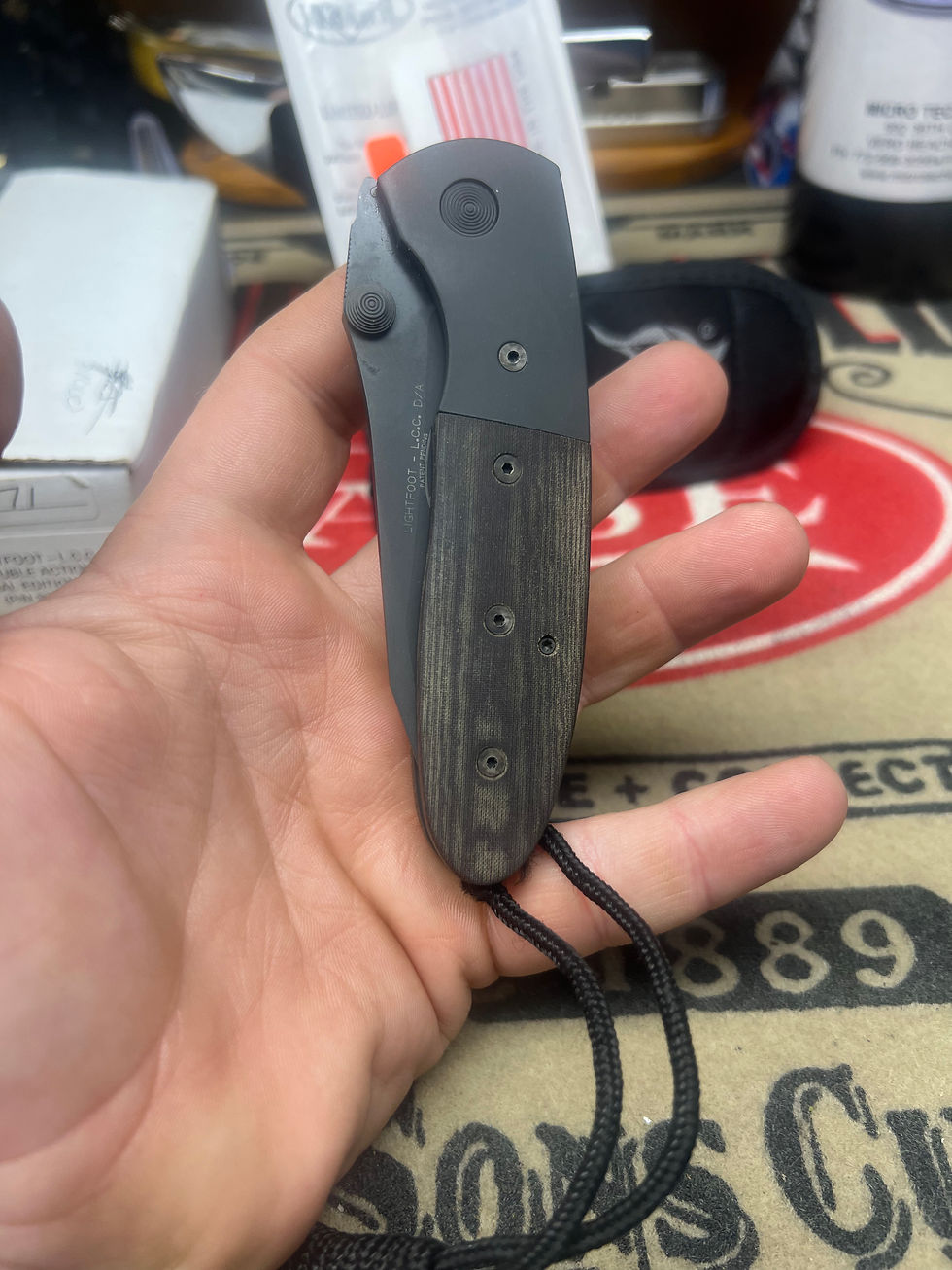 Thumbnail: Microtech Lightfoot