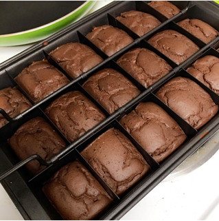 "GUILTLESS" BLACK BEAN BROWNIES