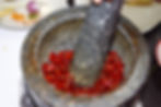 un mortaio e tanto peperoncino