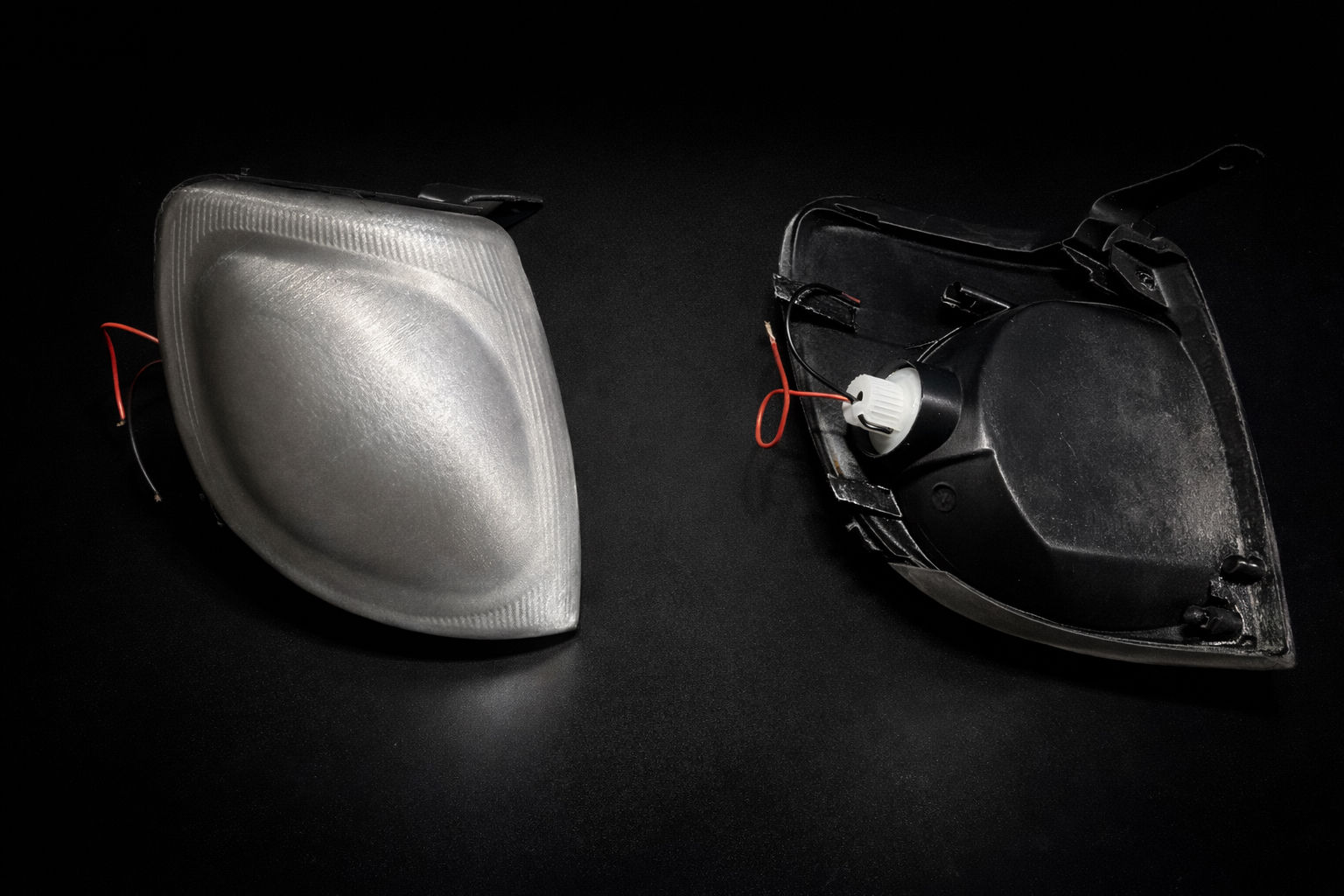 Coppia Frecce anteriori Nissan Terrano 2