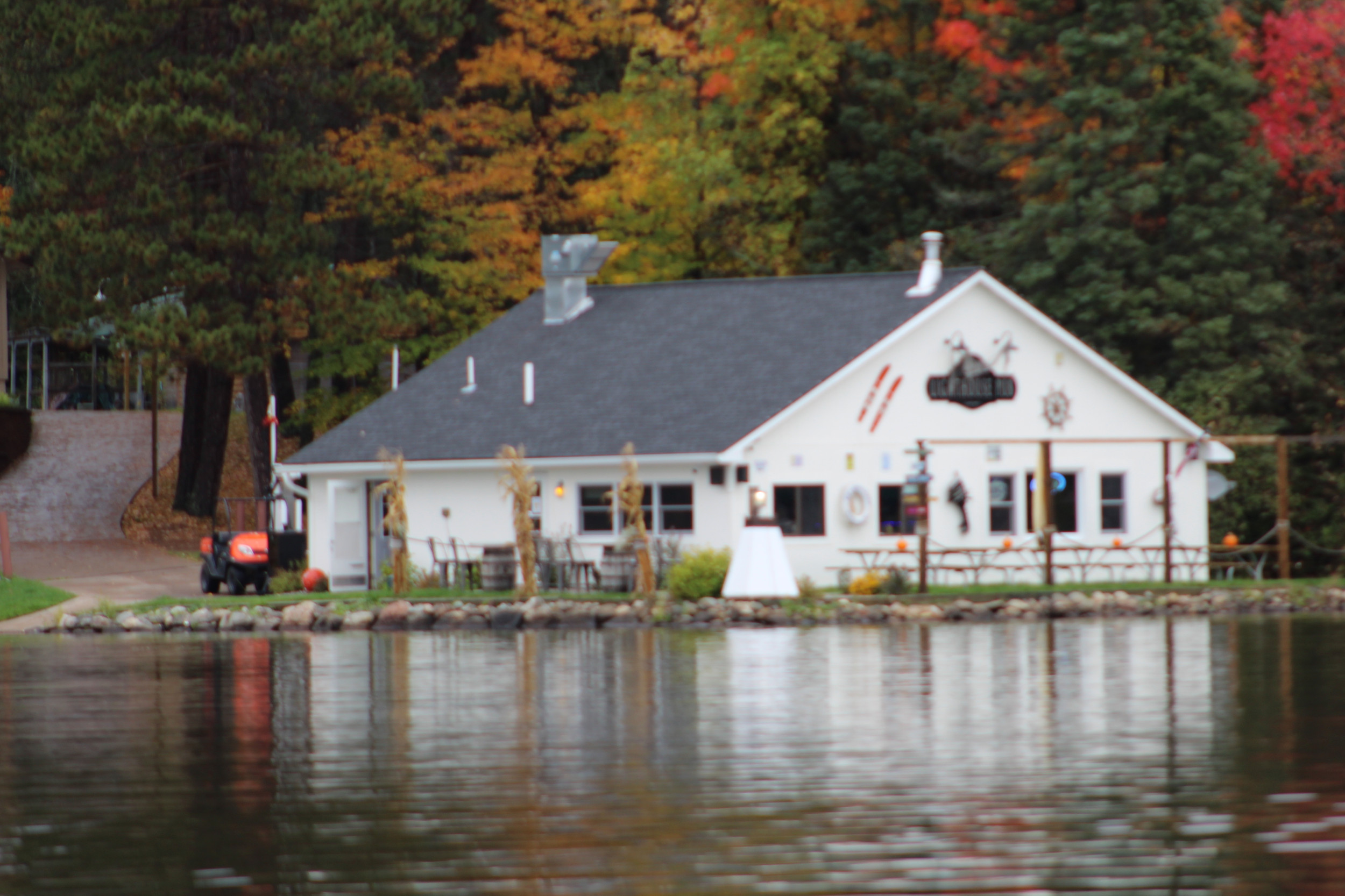 Lighthouse Pub Buckatabon Lodge