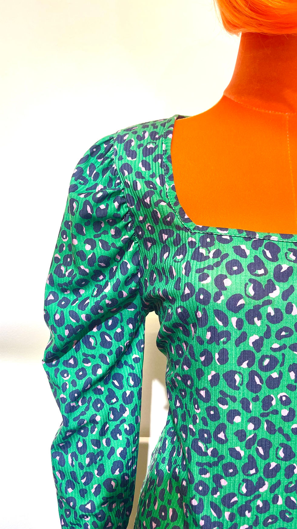 Thumbnail: Kaleidoscope Green Leopard Print Bow Dress