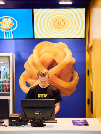 Batatelle, um restaurante fast food com arquitetura gastronômica de alto impacto