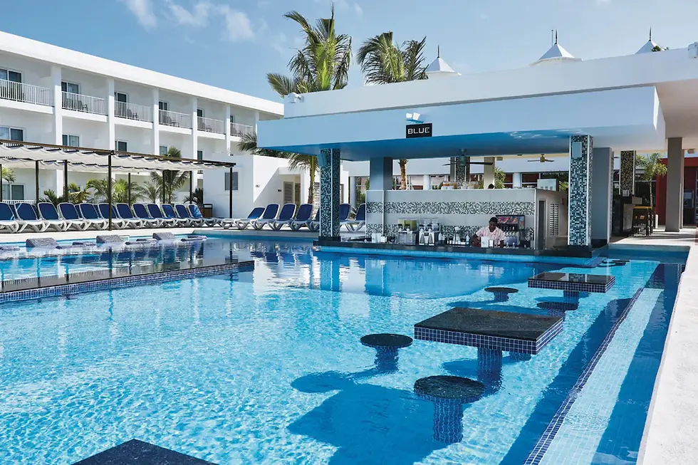 Riu Swim up Bar.webp