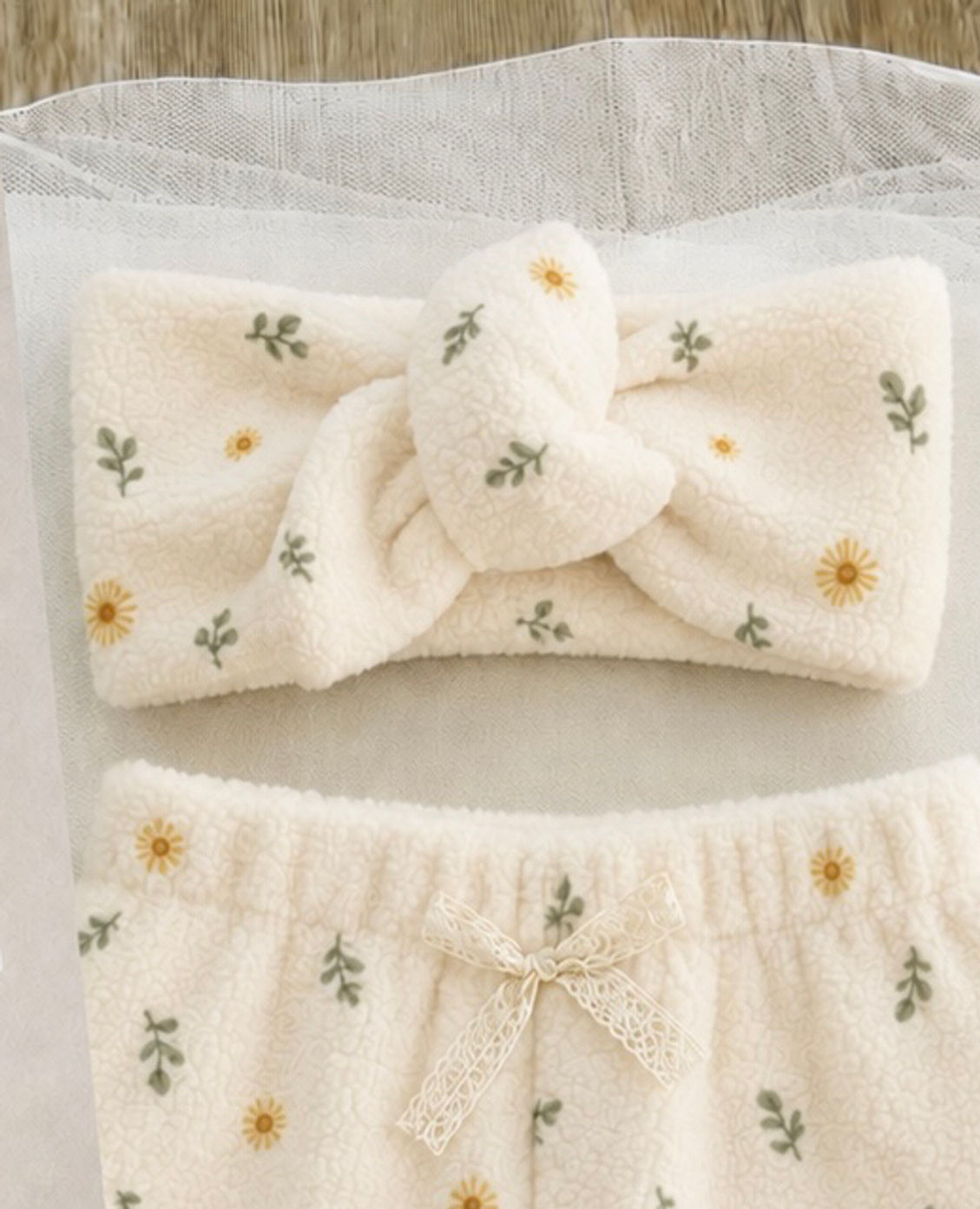 Bandeau moumoute écru fleuri 