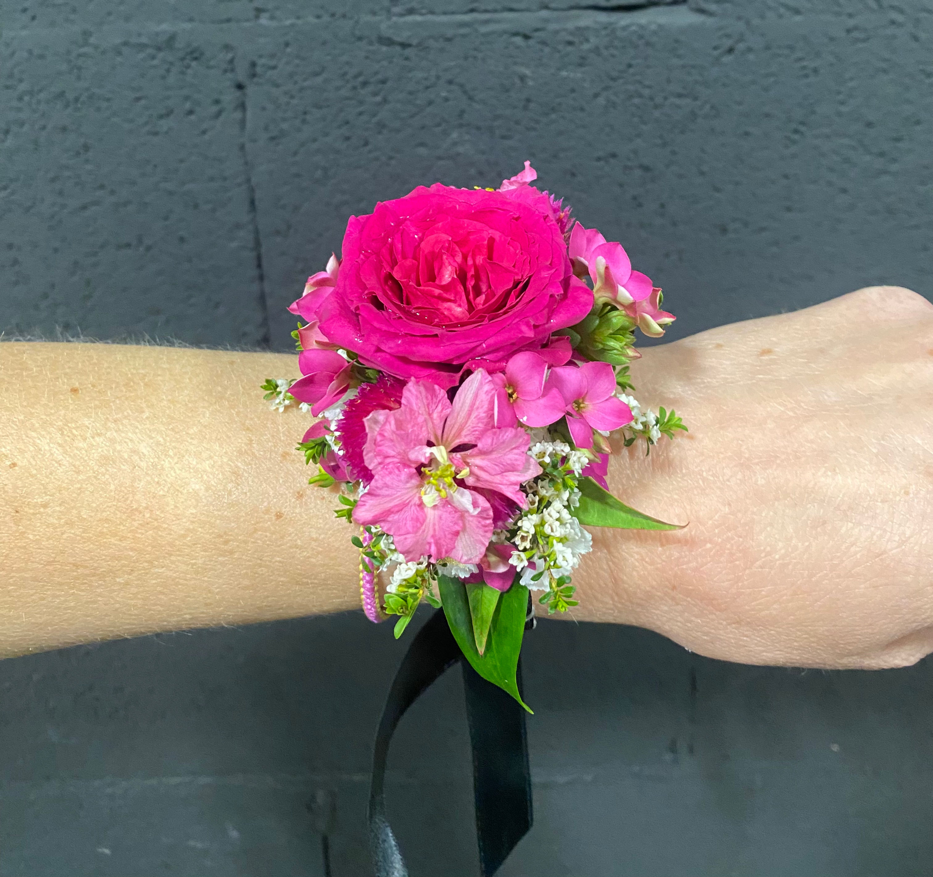 Spray rose wristlet on custom wire band 