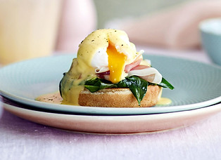 egg benedict.jpg