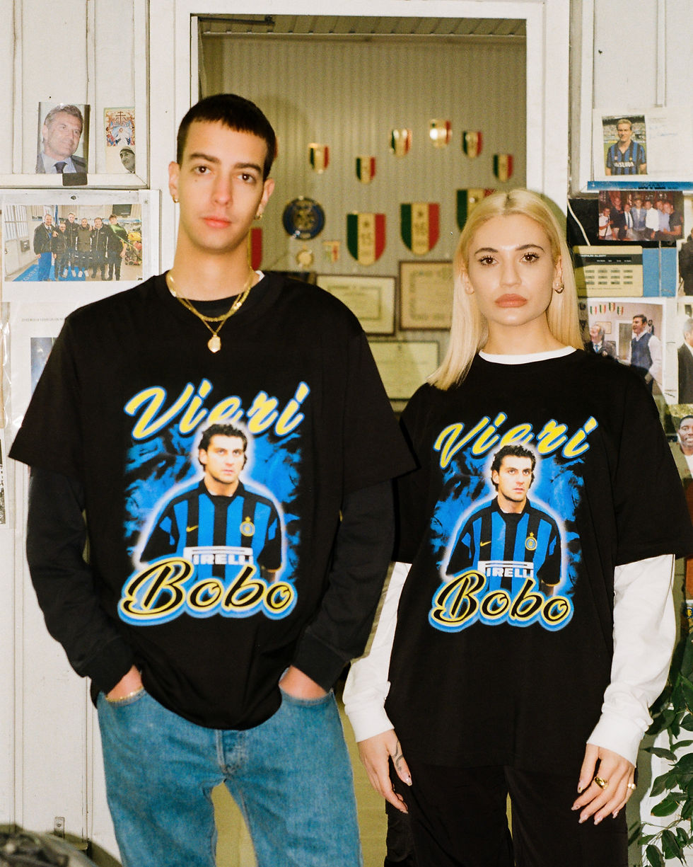 Model with Vieri christian Black T-shirt