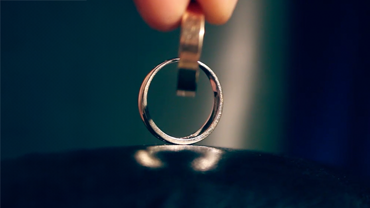 Thumbnail: Bond by Thinking Paradox video DOWNLOAD