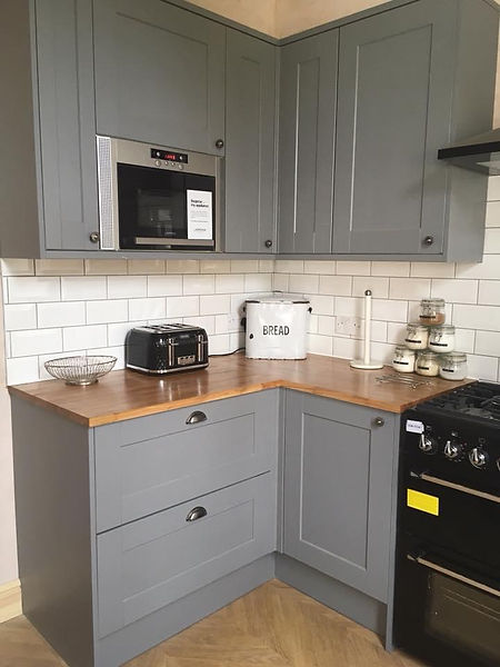 Kitchen renovation, kitchen fitting, wooden worktops, kitchen fitter, Medway