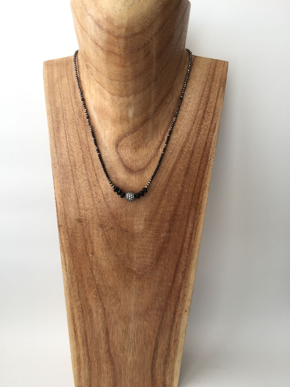 Miniature : Collier perlé