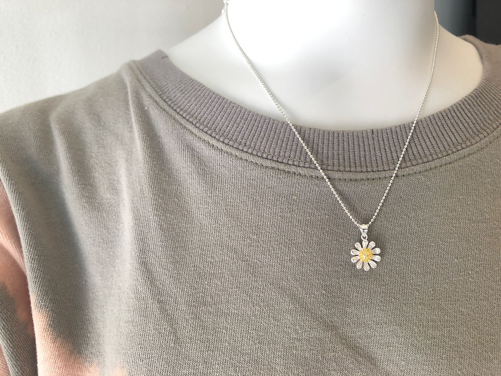 Thumbnail: Daisy Necklace