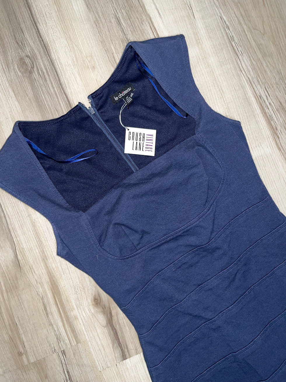 Miniature : Robe moulante vintage bleu marine Le Chateau S/P