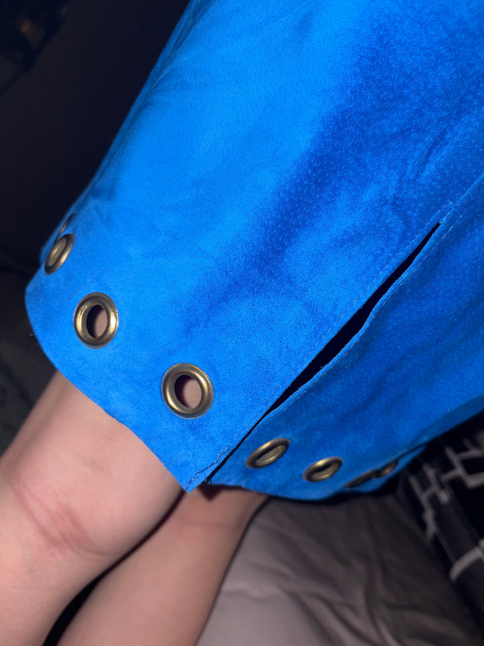 Miniature : Vintage Danier Bright Blue Genuine Suede Pencil Skirt with Grommet Hem