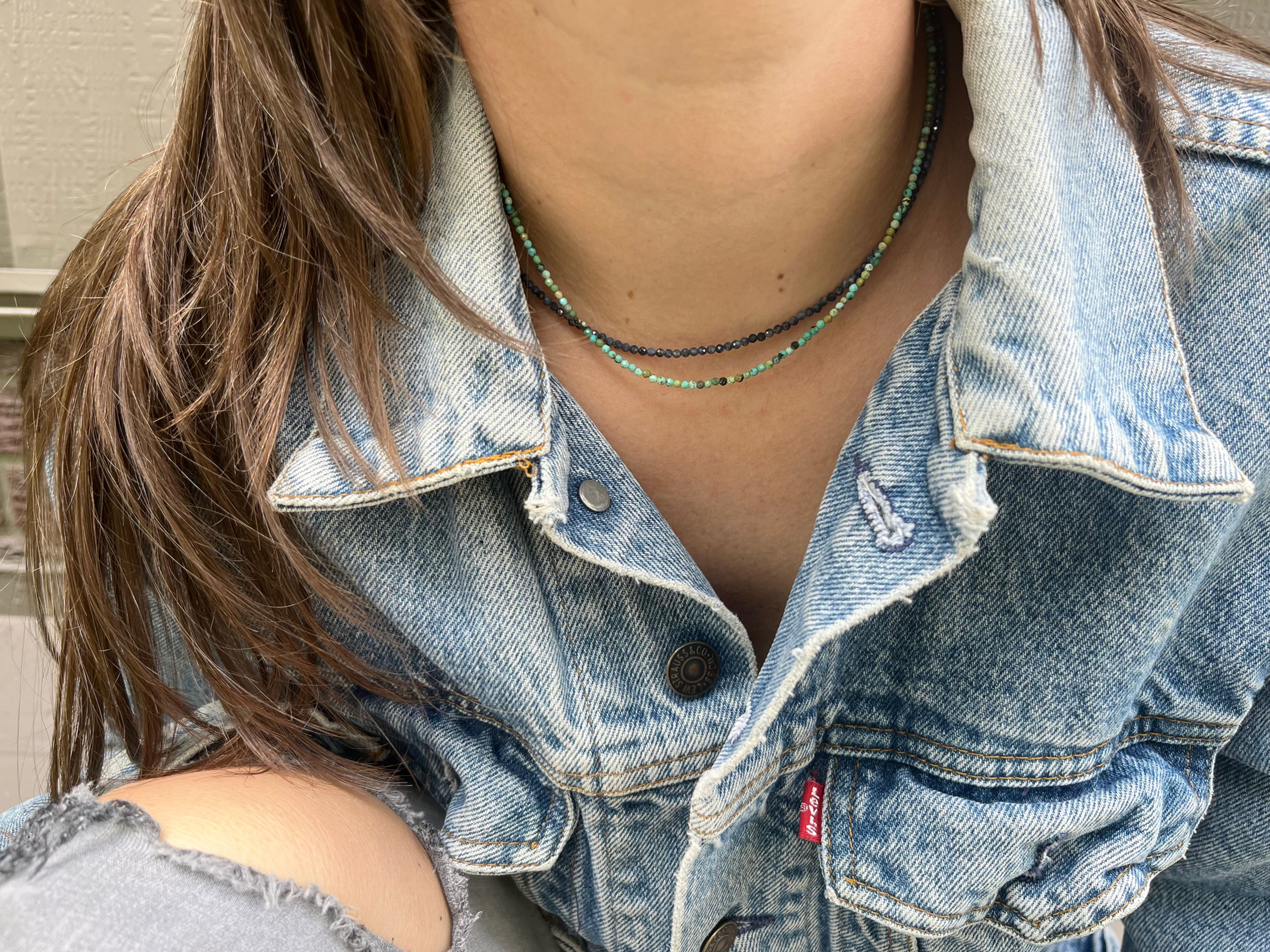 Collier avec pierres précieuses en or rempli 14 carats