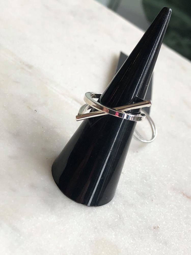 Thumbnail: Silver Bar & Circle Crossover Ring