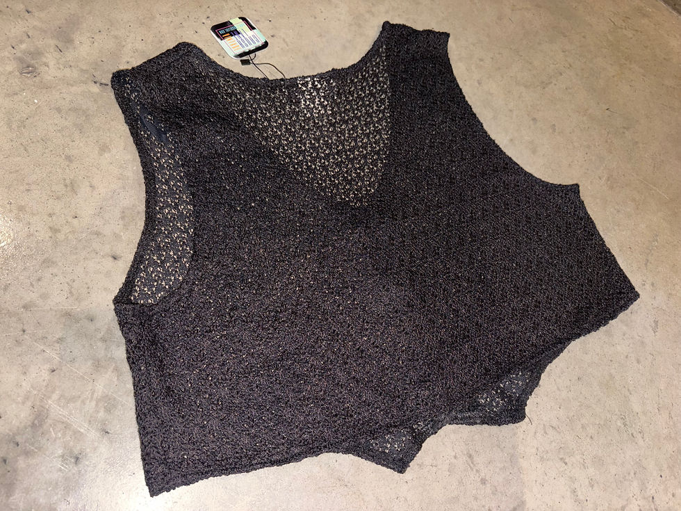 Thumbnail: Vintage Ashley Taylor Cropped Knit Vest