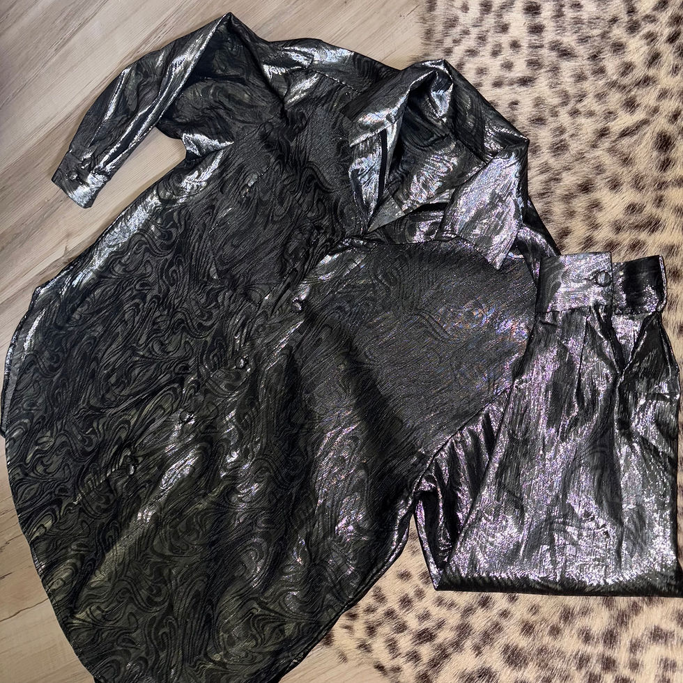 Thumbnail: Vintage Silver Metallic Paisley Motif Blouse