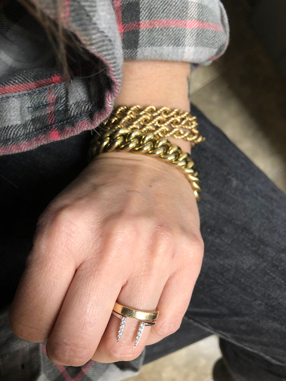 Miniature : Bague ouverte en argent scintillante avec crocs
