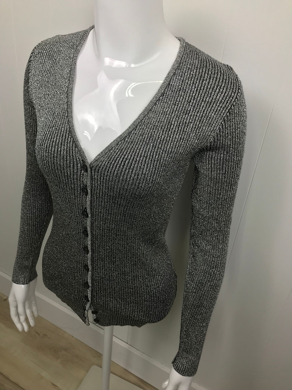 Thumbnail: Vintage Metallic 'V' Neck Long Sleeve