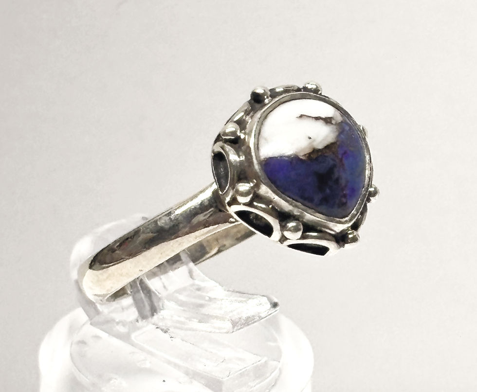 Thumbnail: Spiny Oyster Turquoise, 925 Sterling Silver RingSz 7.75