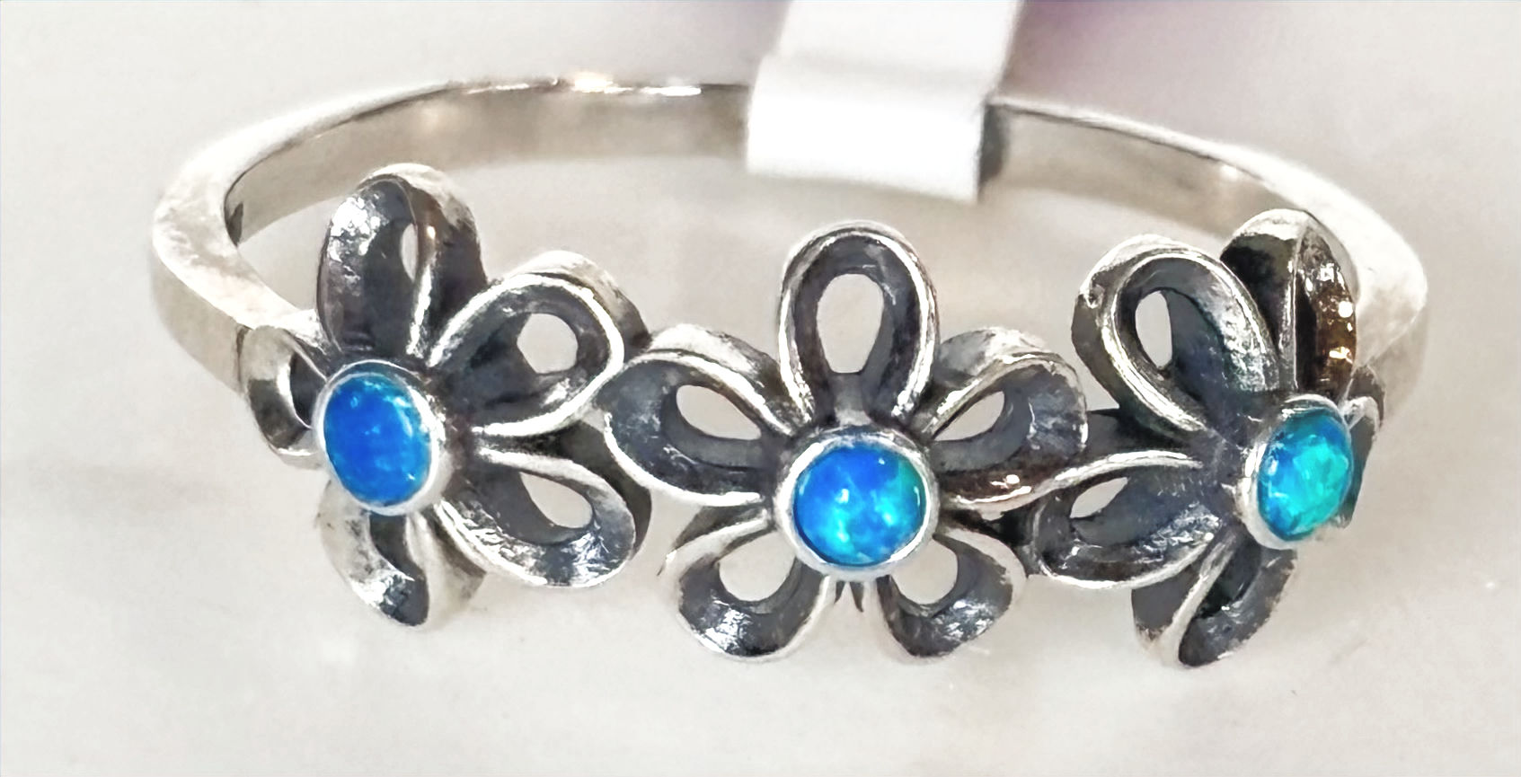 s3 Flowers, ( Lab) 925terling Silver Ring