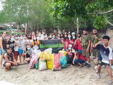 Maco youth volunteers spend 'Day of Valor' break thru Coastal Clean-up