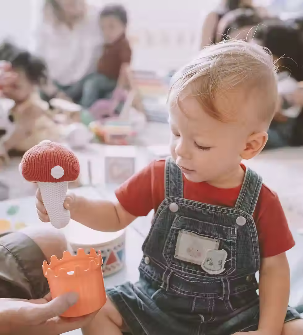 spielendes Kleinkind in Sillenbuch