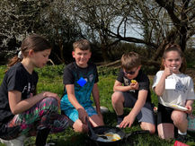 Fresh air, fresh food, and loads of exercise — now that’s what makes a perfect Easter holiday! 🌿🍳🏃♀️