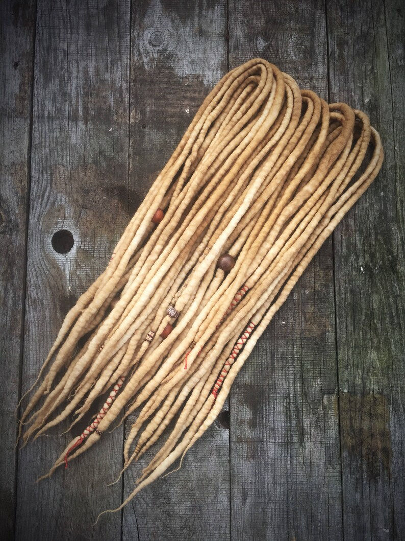 Thumbnail: Blonde Smooth Wool Dreadlock Half Set