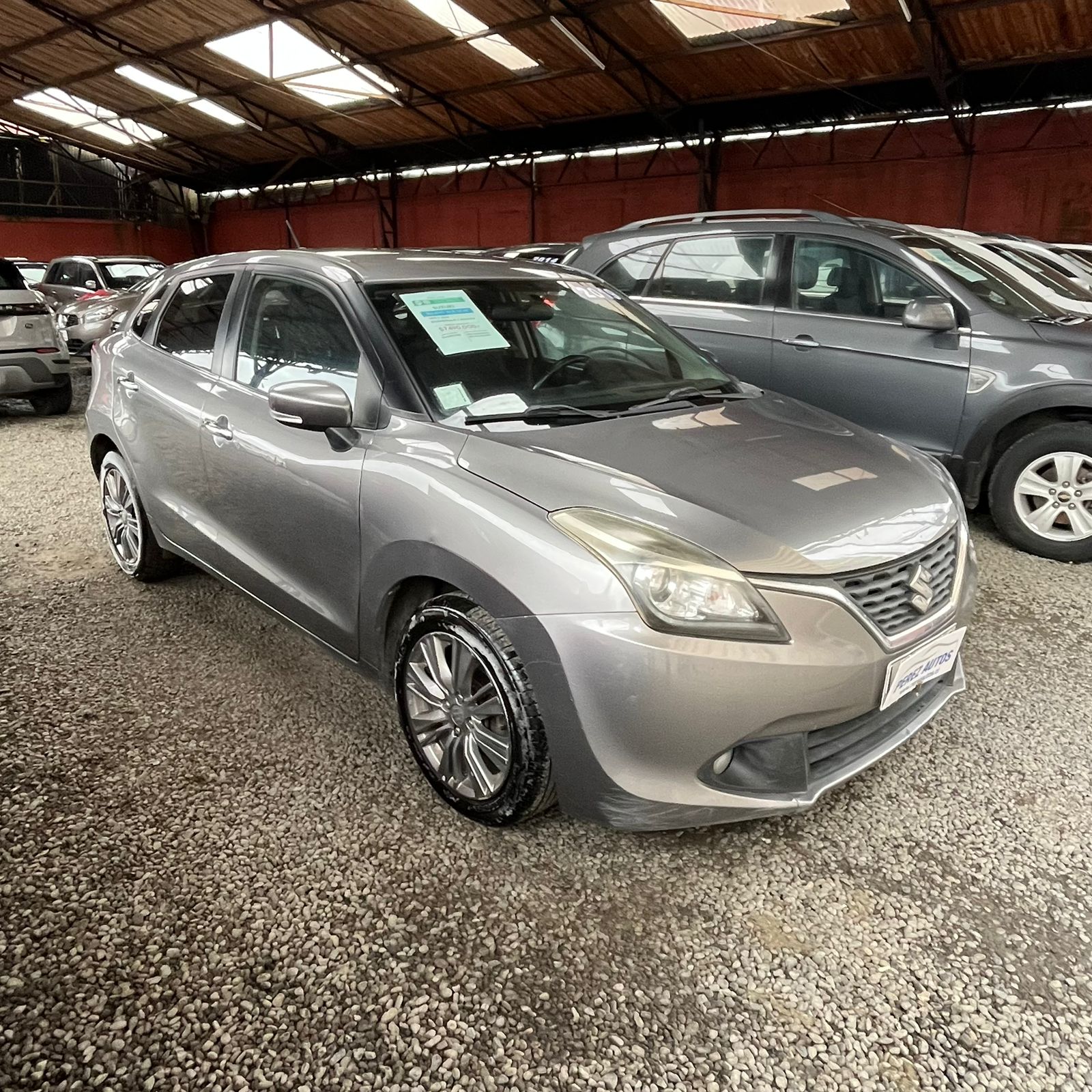 Suzuki Baleno — foto 3 de 7