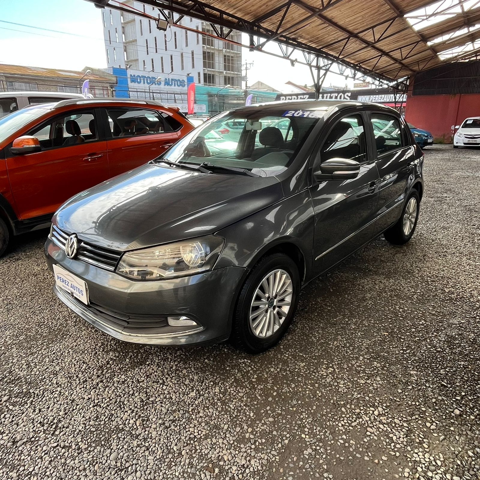Volkswagen Gol — foto 2 de 6