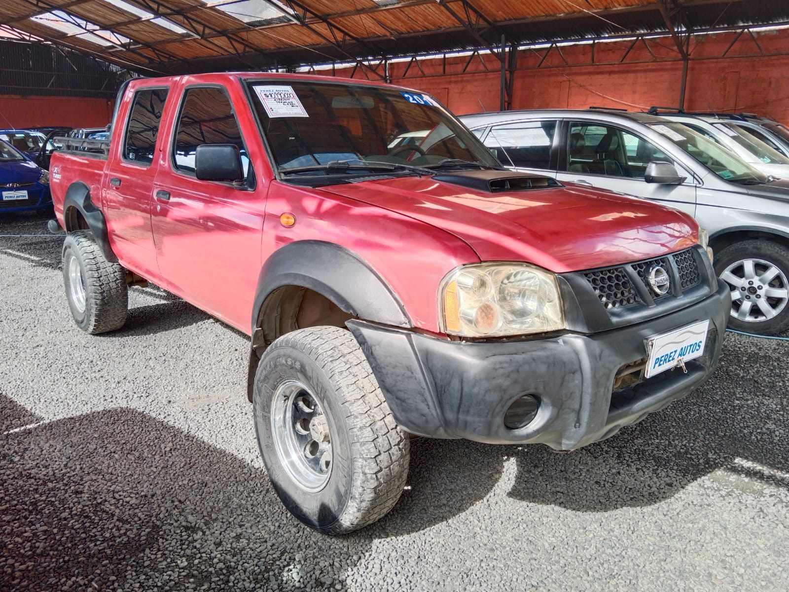 Nissan Terrano — foto 6 de 6