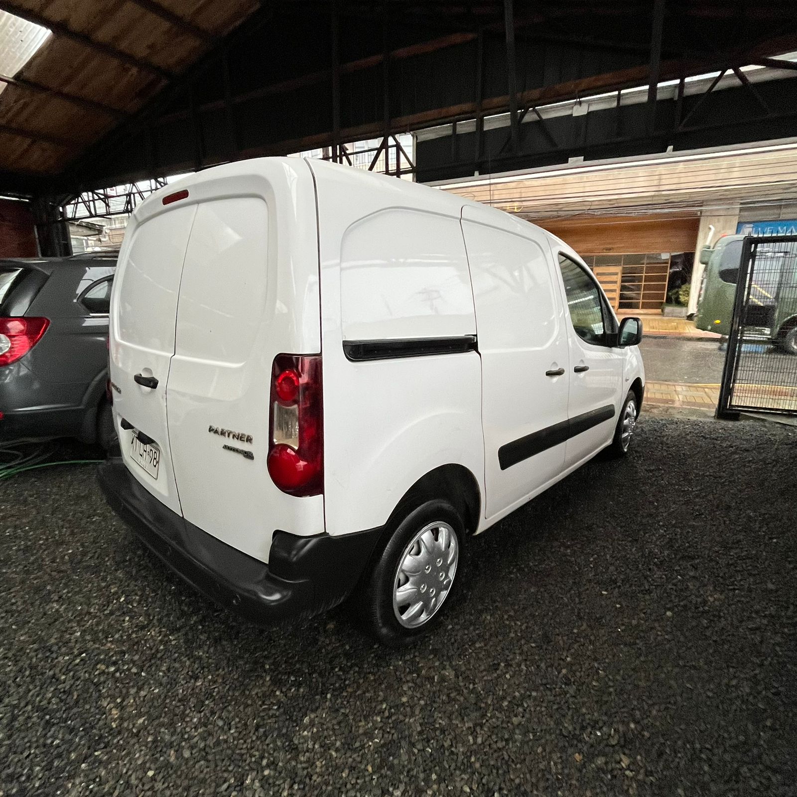Peugeot Partner — foto 8 de 8