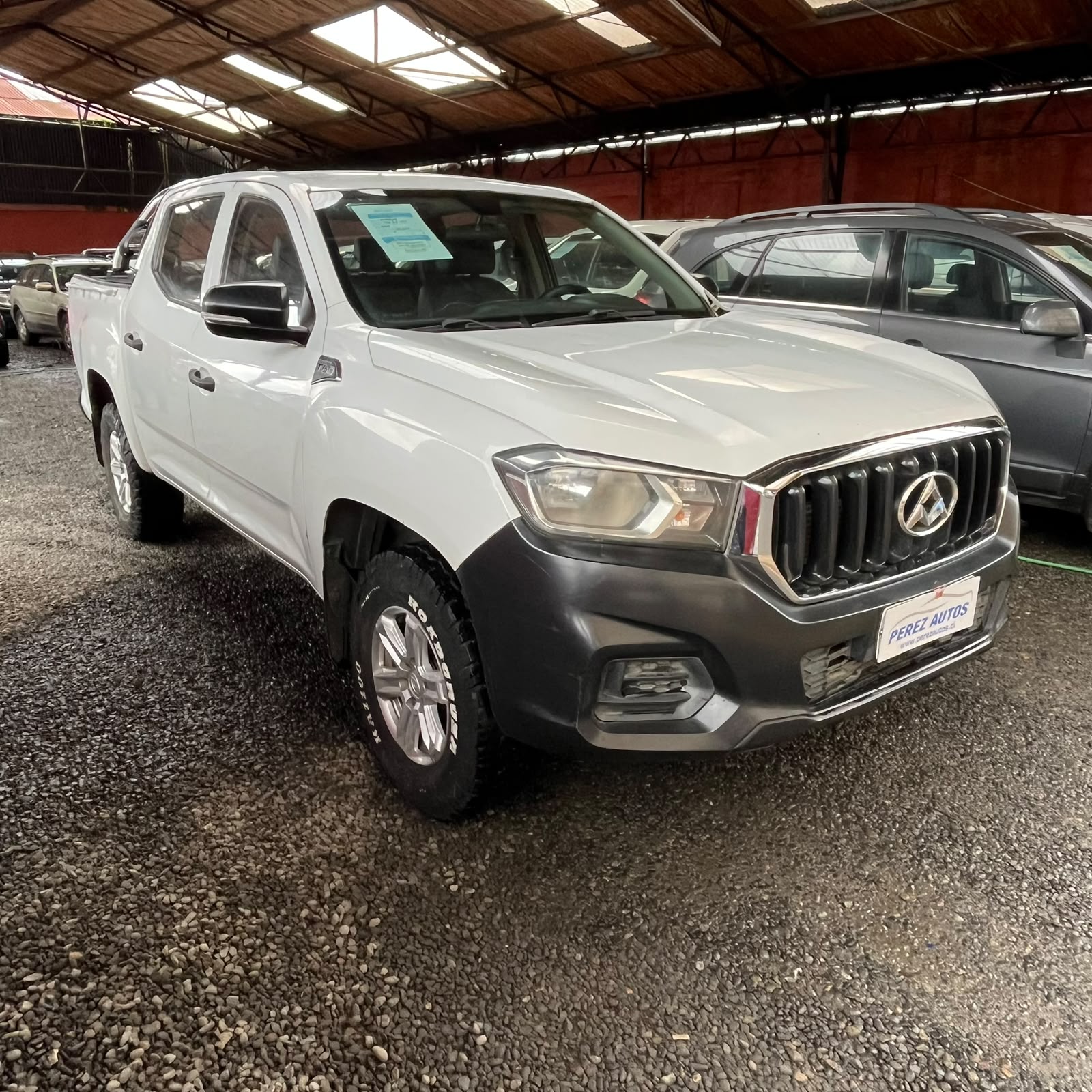 Maxus T60 — foto 3 de 6